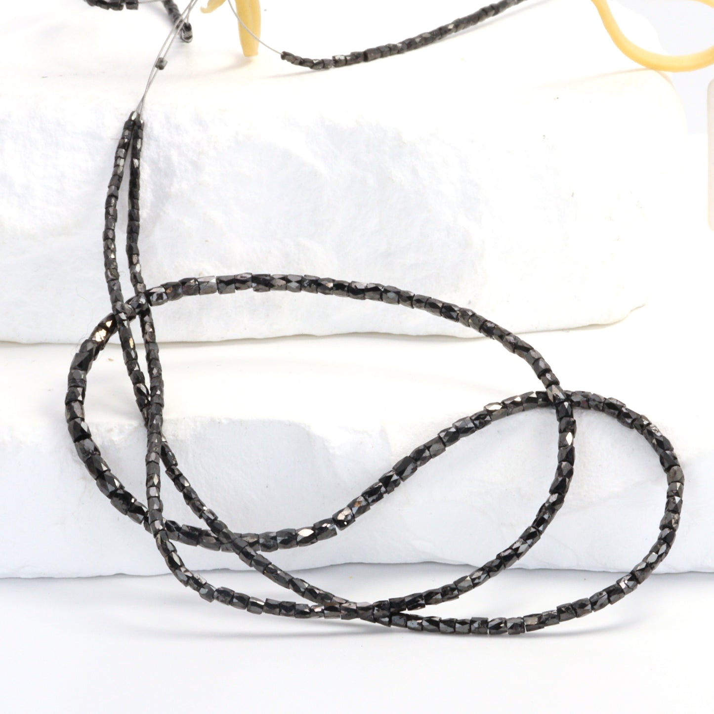 Black Diamond 2x1mm Faceted Tubes