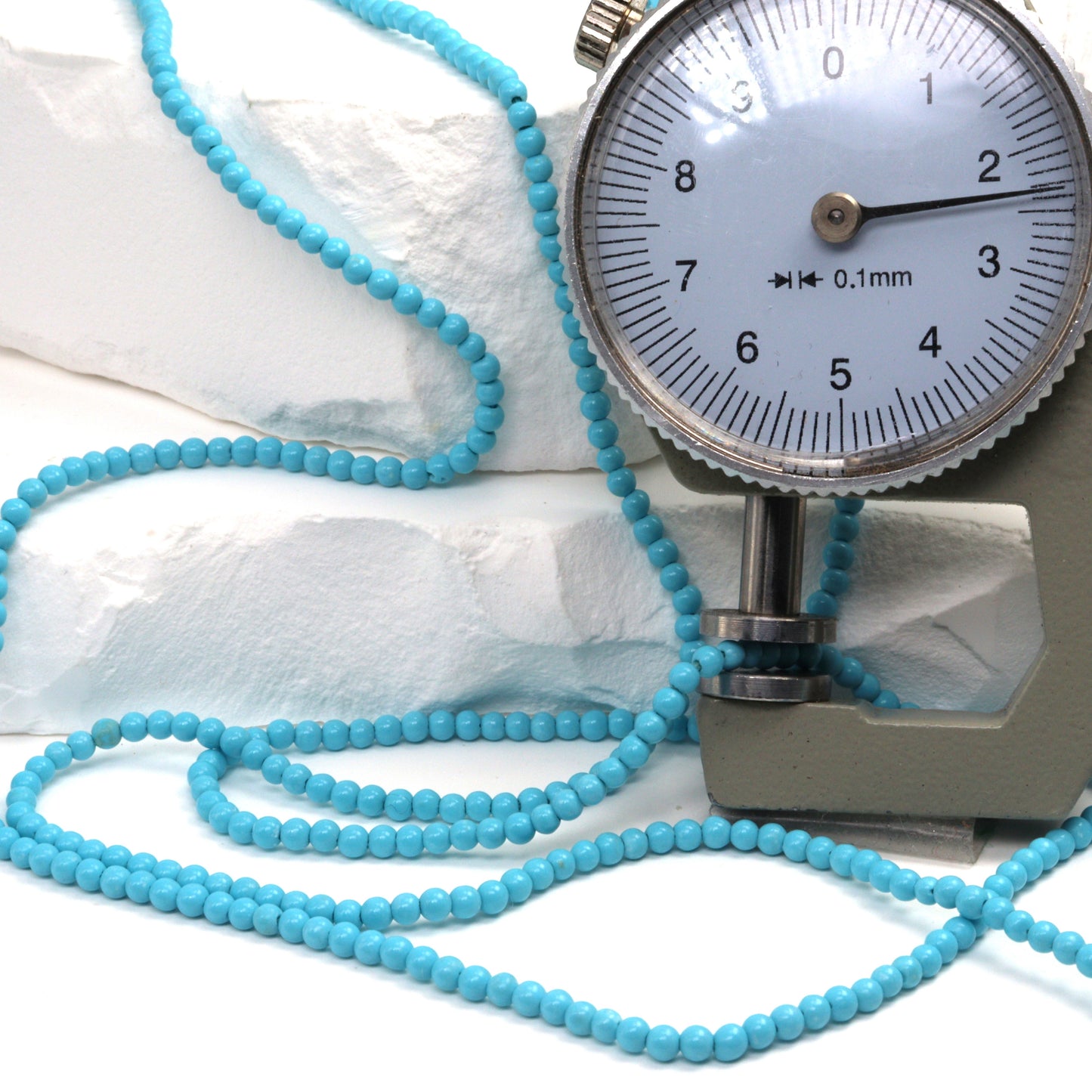 Blue Turquoise (R) 2.5mm Smooth Rounds