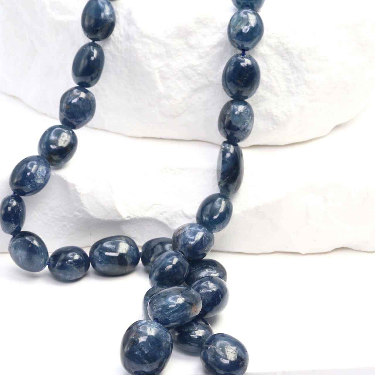 Blue Sapphire 6x8mm - 8x10mm Smooth Ovals Bead Strand