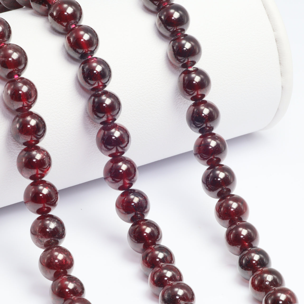 Red Garnet 7mm Smooth Rounds