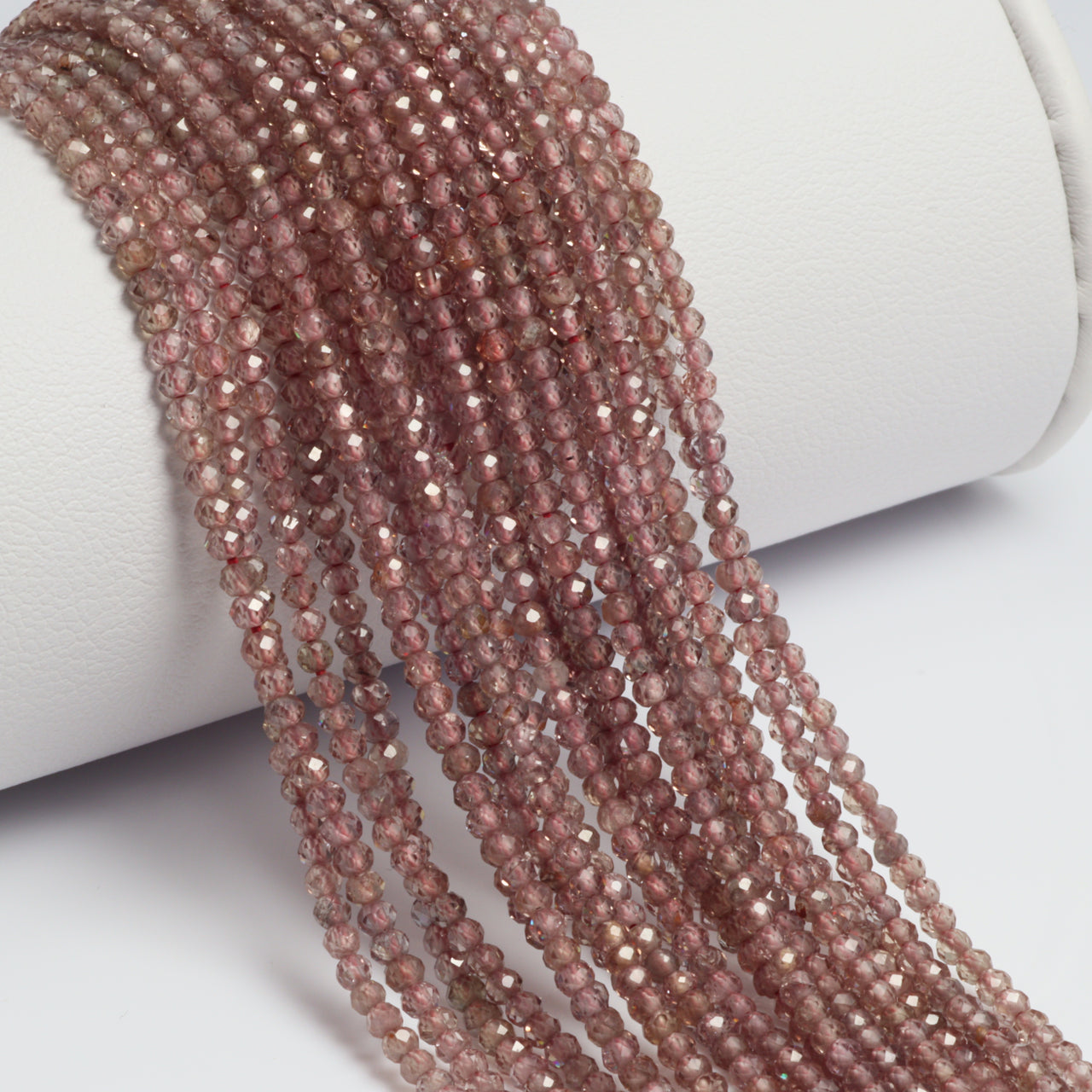 Color Change Garnet 2mm Faceted Rounds