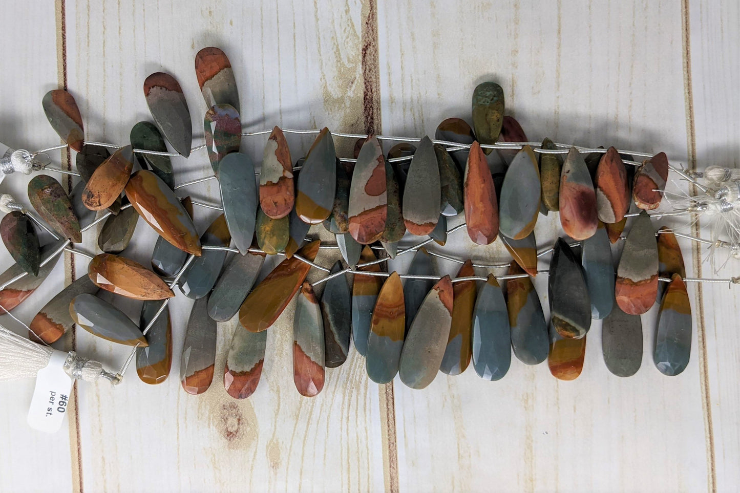 Bi-Color Agate 25x10mm Faceted Pear Shaped Briolettes