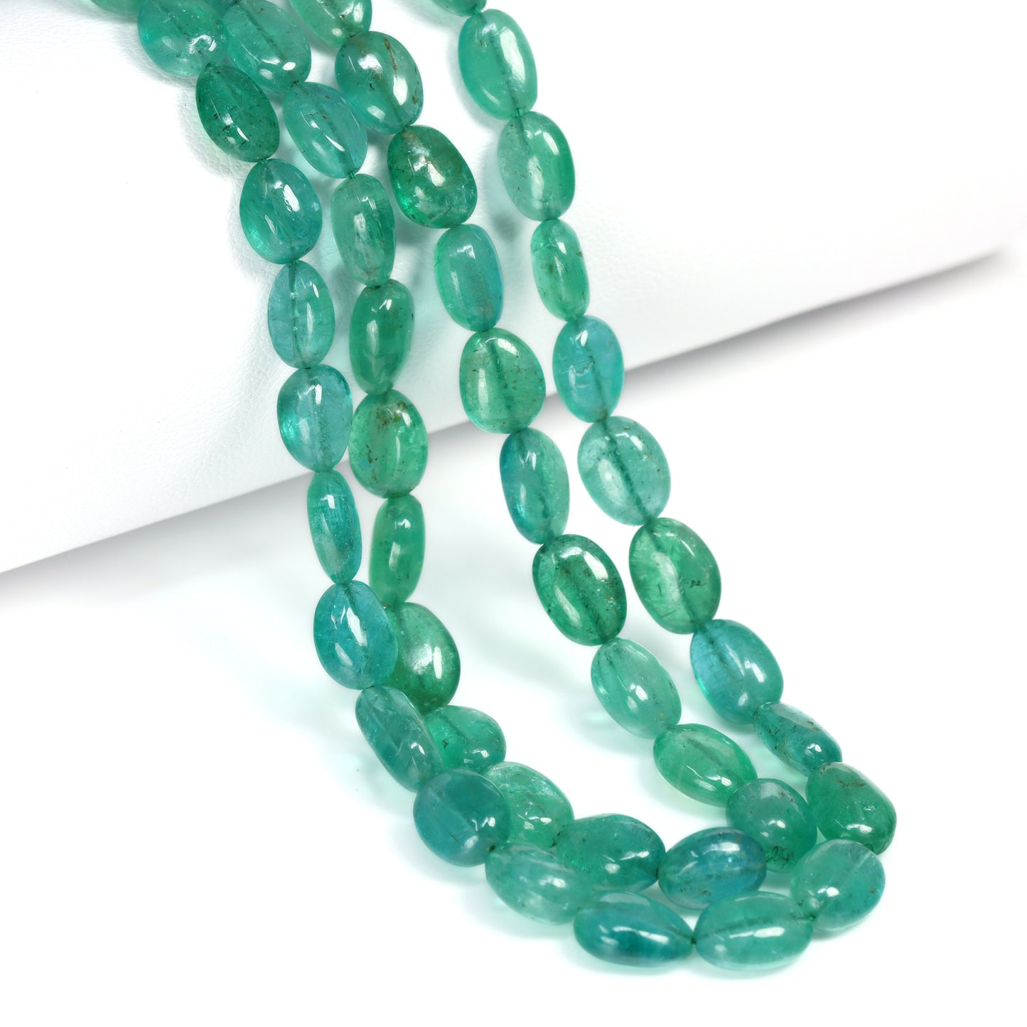 Green Emerald 6x4mm – 8x6mm Smooth Ovals Bead Strand