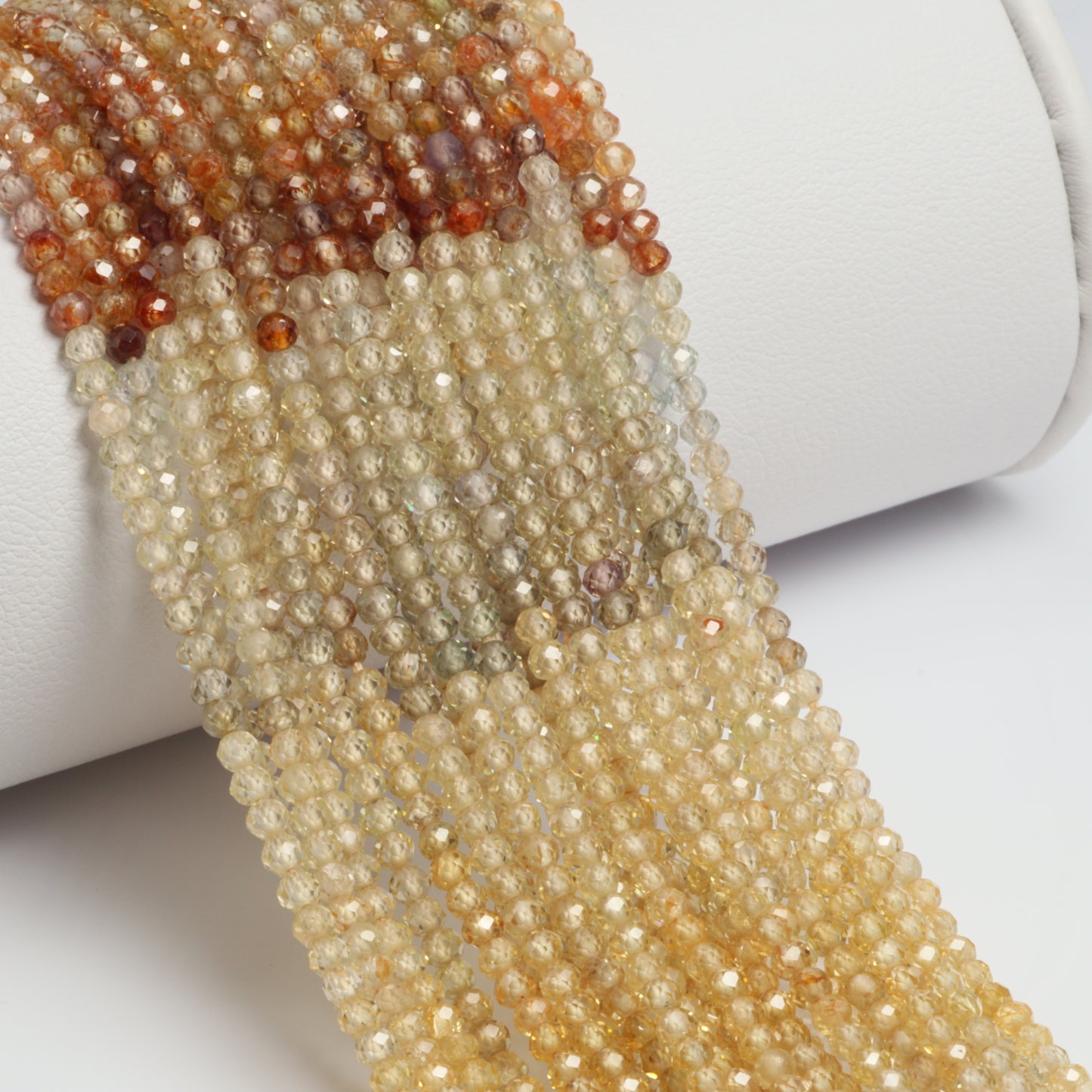 Ombre Brown Zircon 2.5mm Faceted Rounds