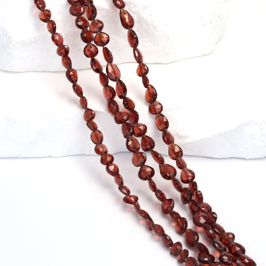 Red Garnet 4x6mm Center Drilled Pear Briolettes