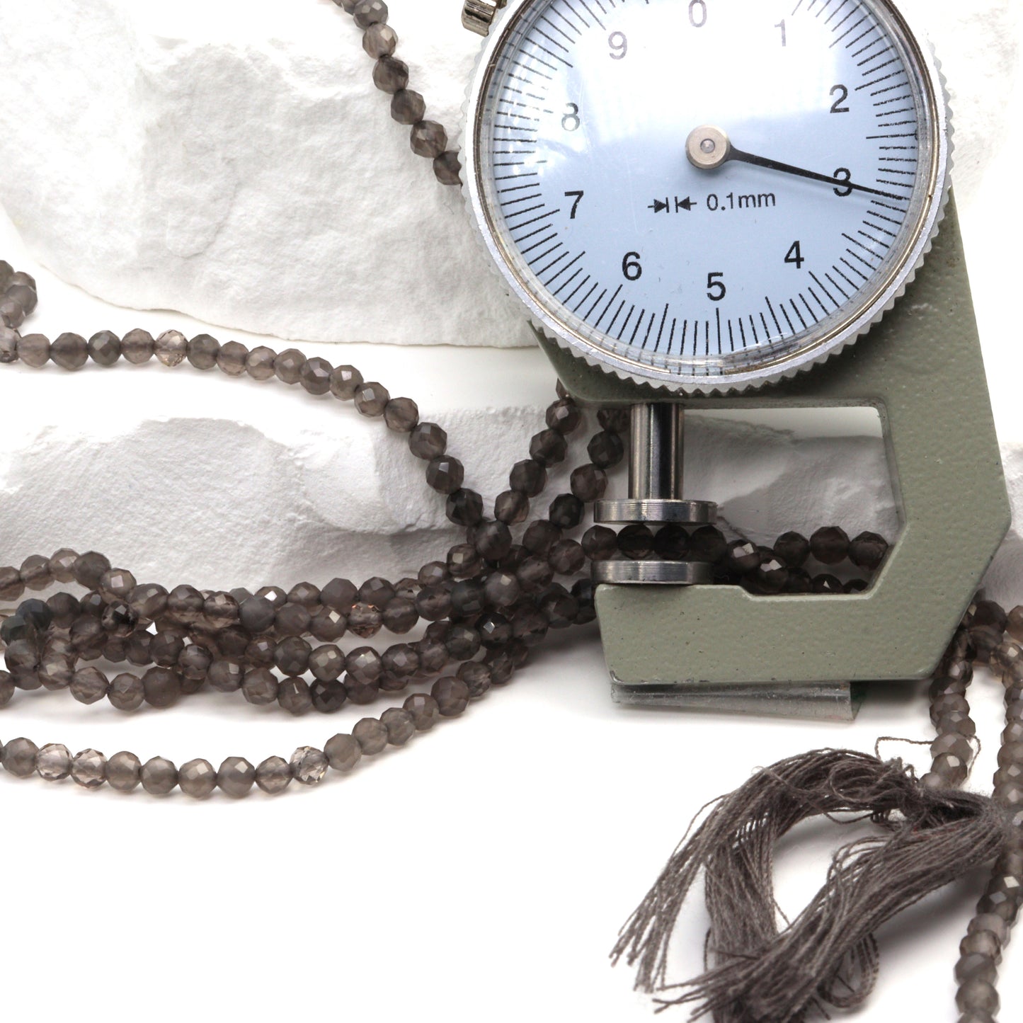 Gray Agate 3mm Faceted Rounds Bead Strand