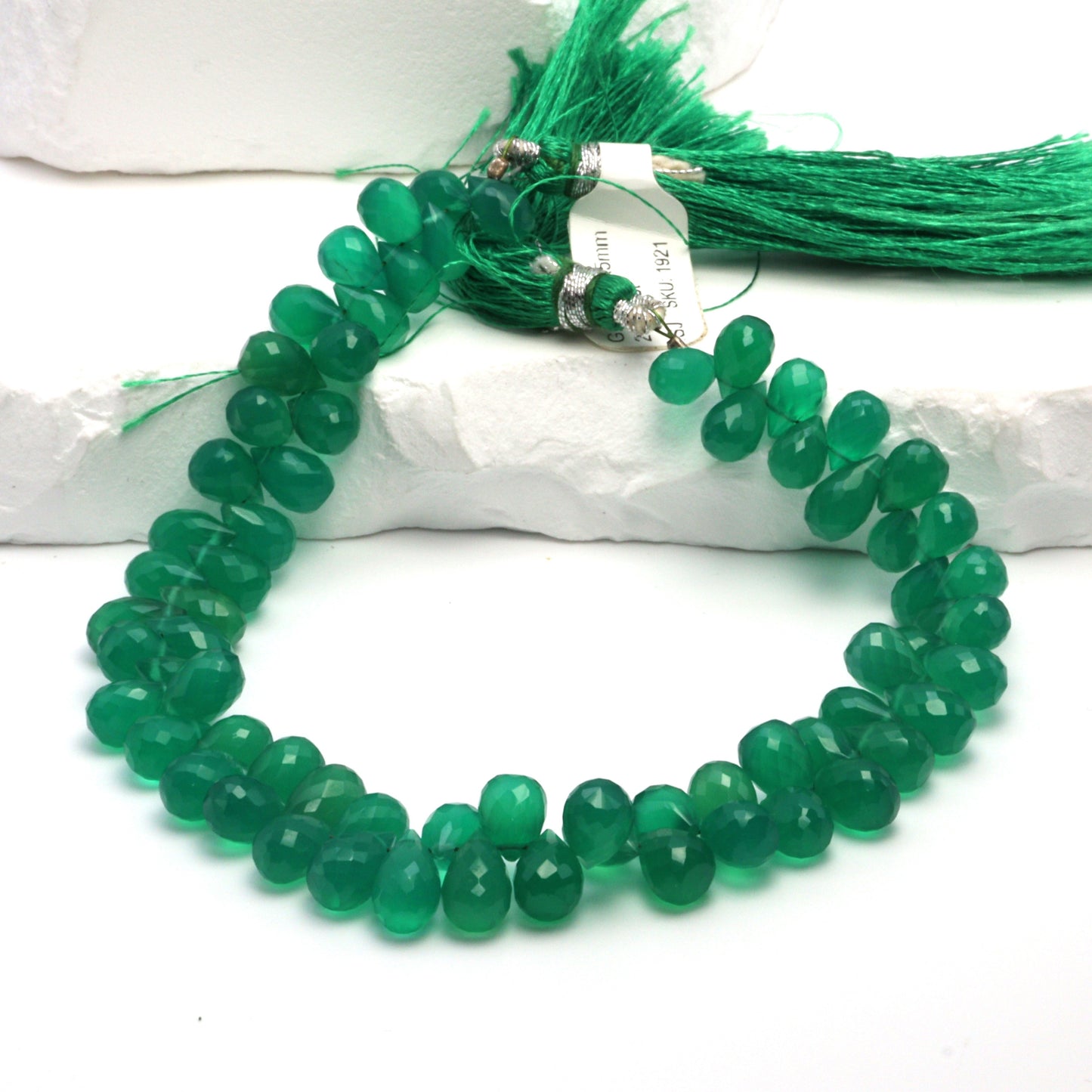 Green Onyx 8x5mm Faceted Teardrop Briolettes