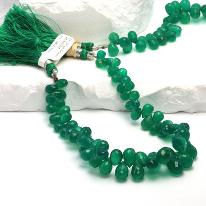 Green Onyx 7x5mm - 9x7mm Faceted Teardrop Briolettes Bead Strand