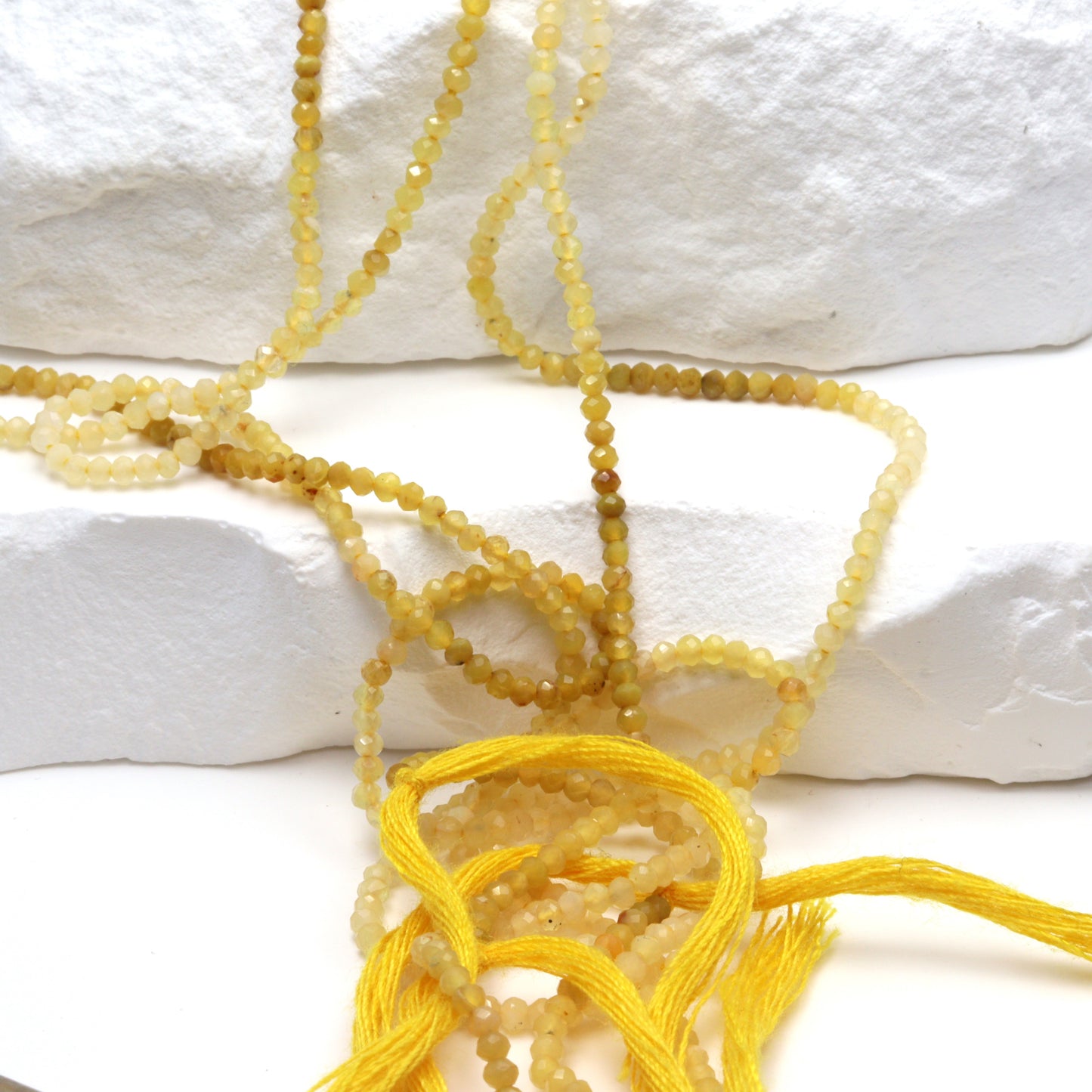 Ombre Yellow Agate 2mm Faceted Rounds