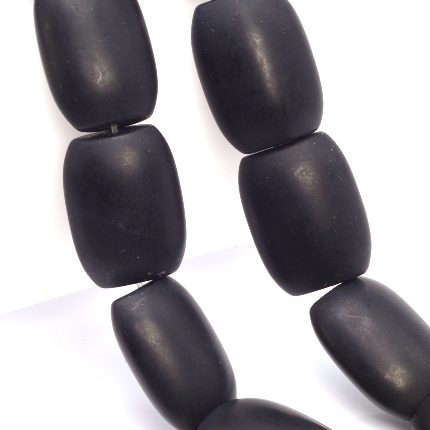 Matte Black Onyx 20x15mm Smooth Cushions Bead Strand