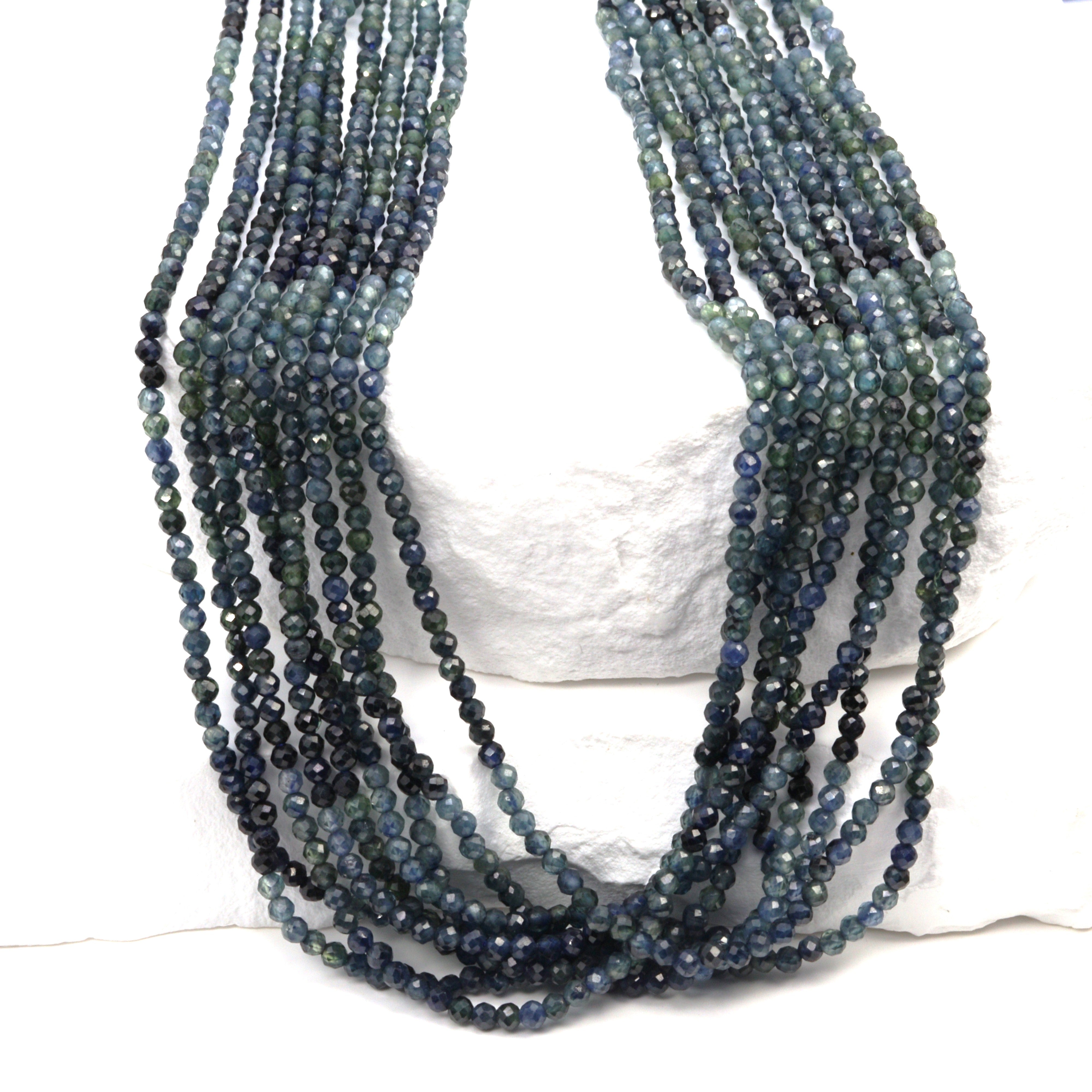 22cts. Natural Blue outlet Sapphire 2.50-4MM Faceted Rondelle Beads 9