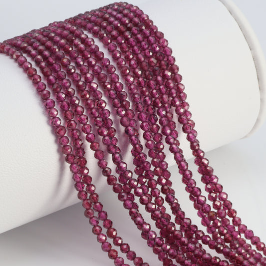 Rhodolite Garnet 2.5mm Faceted Rounds