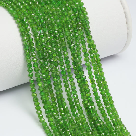 Green Chrome Diopside 2.5mm Faceted Rounds