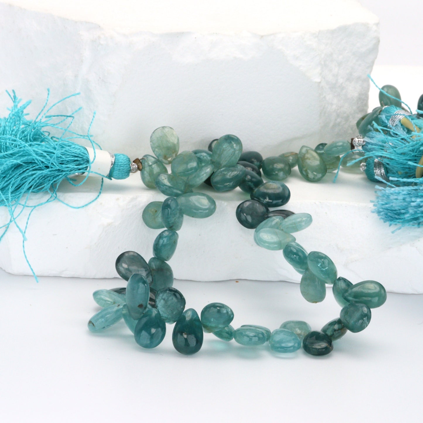 Ombre Blue Grandiderite 8x5mm Smooth Pear Shaped Briolettes