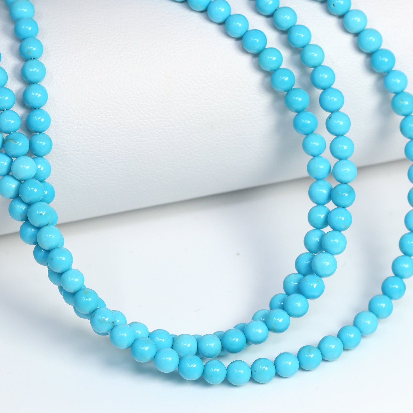 Natural Blue Turquoise 3.5mm – 4.5mm Smooth Rounds Bead Strand