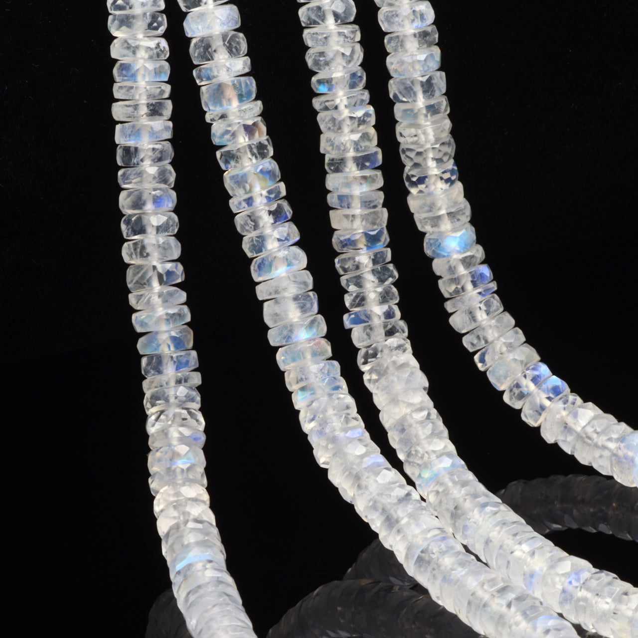 AA Blue Rainbow Moonstone 4mm Faceted Tires
