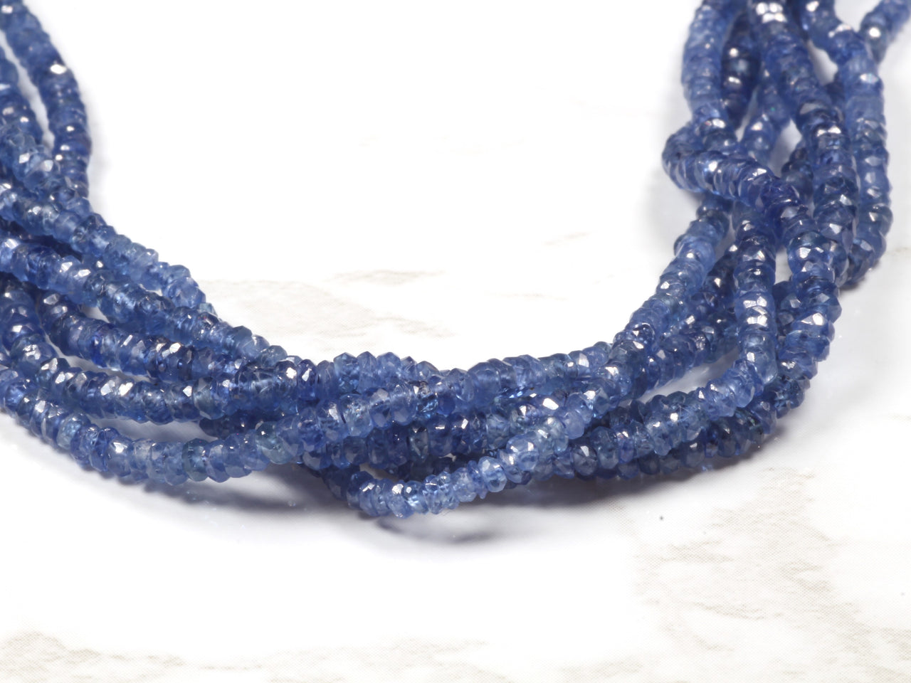 AAA Cornflower Blue Sapphire 2.5mm Hand Faceted Rondelles Bead Strand