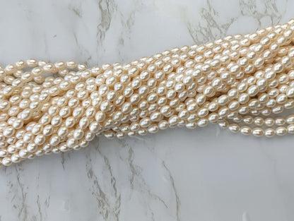 White Freshwater Pearl 6mm Rice