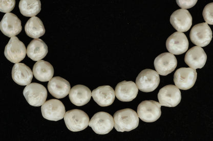 White Freshwater Pearl 10mm Baroque