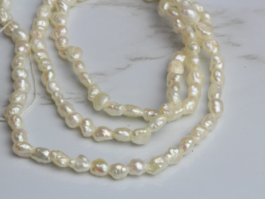 White Freshwater Pearl 4x2mm Biwa Sticks