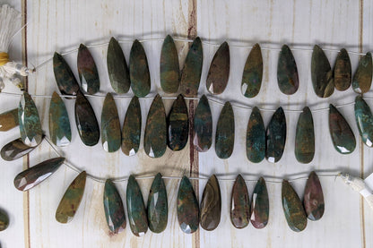 Bi-Color Agate 25x12mm Faceted Pear Shaped Briolettes