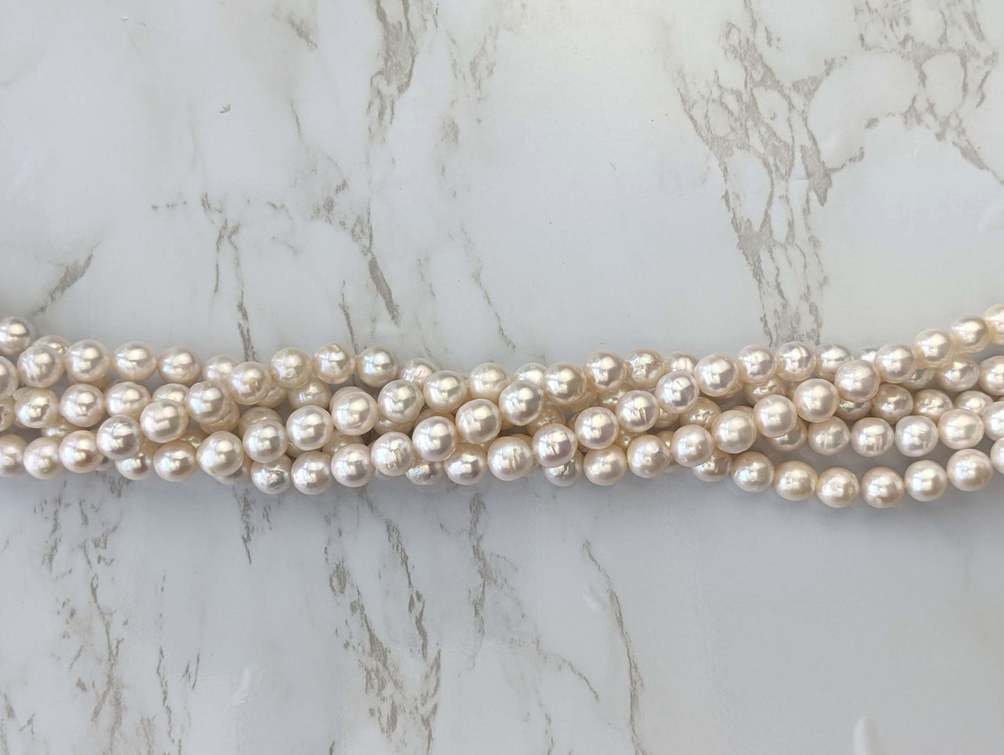 White Freshwater Pearl 8mm Baroque