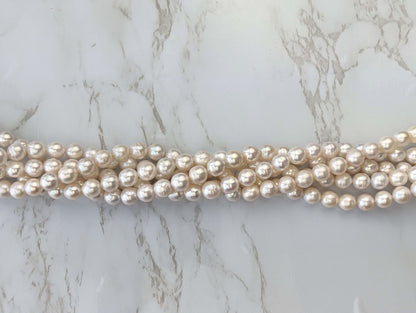 White Freshwater Pearl 8mm Baroque