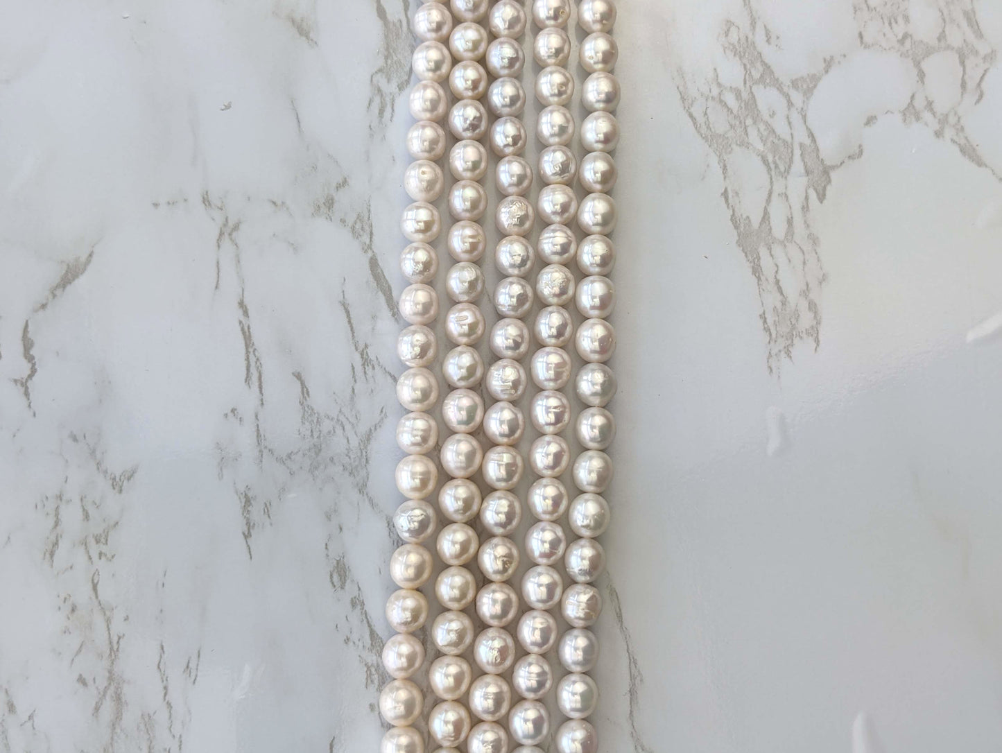 White Freshwater Pearl 8mm Baroque