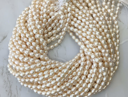 White Freshwater Pearl 6mm Rice