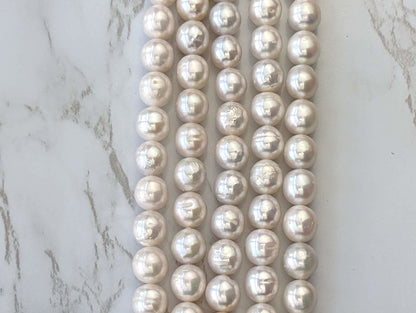 White Freshwater Pearl 8mm Baroque