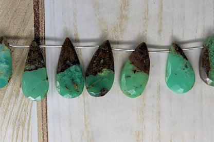 Bi Color Chrysorpase 25x11mm Faceted Pear Shaped Briolettes
